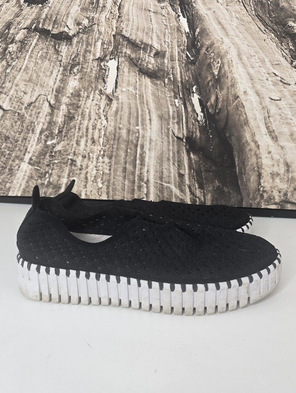Ilse Jacobsen Tulip Slip-On Sneakers With 1.5" Platform, Black Nubuck Leather 39